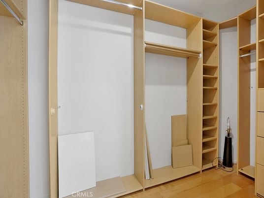 Interior, Walk-in Closets, Wood Texture Flooring