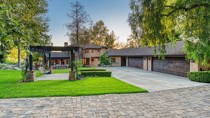 Attached, Backyard, Exterior, Facade, Mediterranean