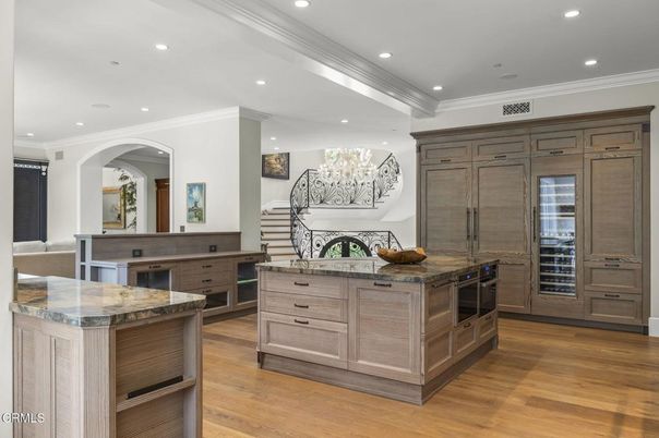 Chandelier, Interior, Kitchen, Recessed Lighting, Wood Texture Flooring