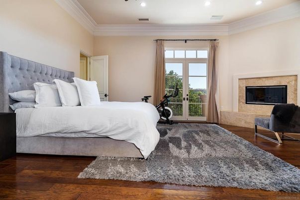 Bedroom, Fireplace, Interior, Recessed Lighting, Wood Texture Flooring