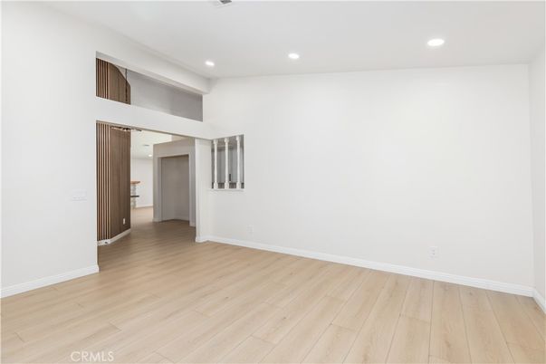 Empty room, Interior, Recessed Lighting, Wood Texture Flooring