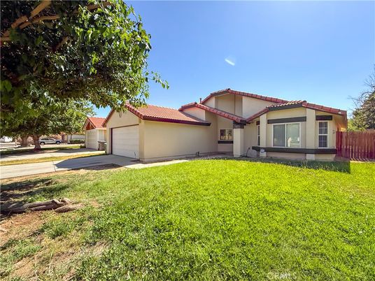 Backyard, Detached Garage, Exterior