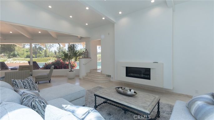 Fireplace, Interior, Living room, Recessed Lighting