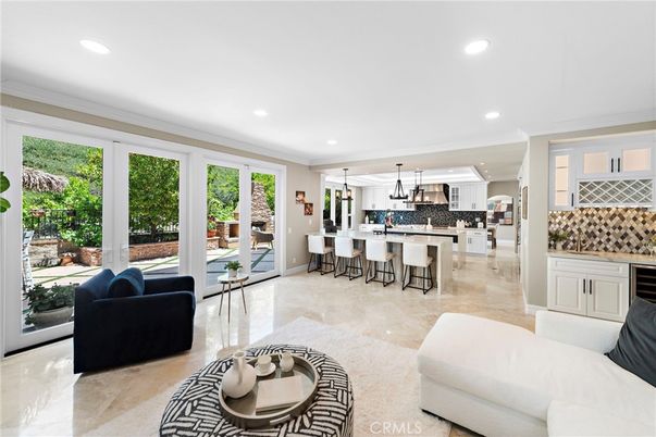 Interior, Kitchen, Living room, Pendant Lights, Recessed Lighting