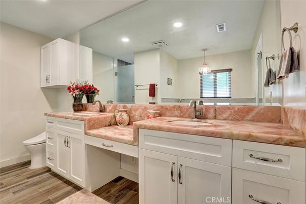 Bathroom, Interior, Pendant Lights, Recessed Lighting, Wood Texture Flooring