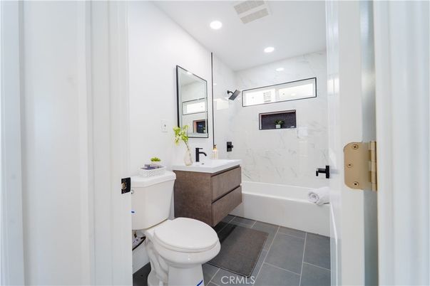 Bathroom, Interior, Marble Walls, Recessed Lighting
