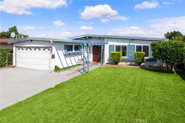 Attached, Backyard, Exterior, Facade, Ranch