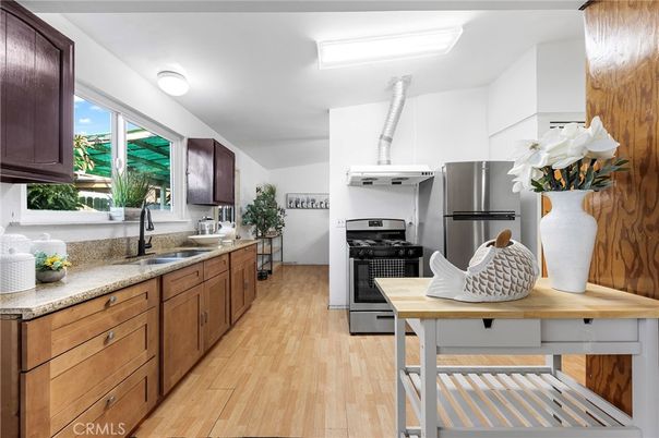Interior, Kitchen, Stainless Steel Appliances, Wood Texture Flooring