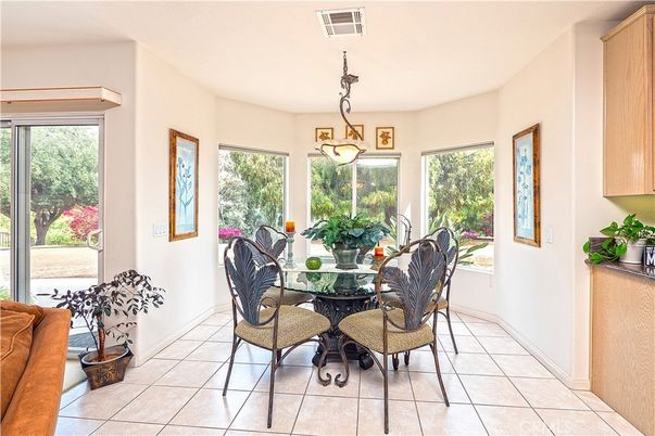 Dining room, Interior, Pendant Lights