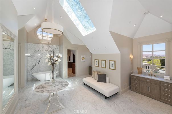 Bathroom, Interior, Marble, Marble Walls, Pendant Lights, Recessed Lighting