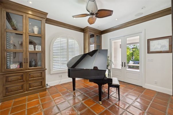 Interior, Piano, Recessed Lighting
