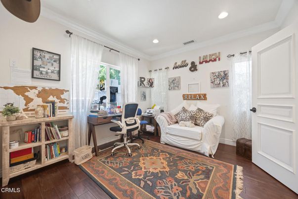 Home Office, Interior, Recessed Lighting, Wood Texture Flooring