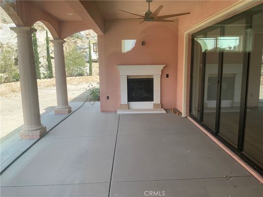 Exterior, Fireplace