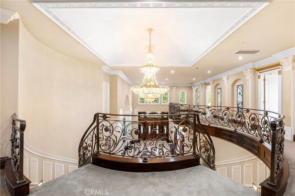 Chandelier, Interior, Recessed Lighting