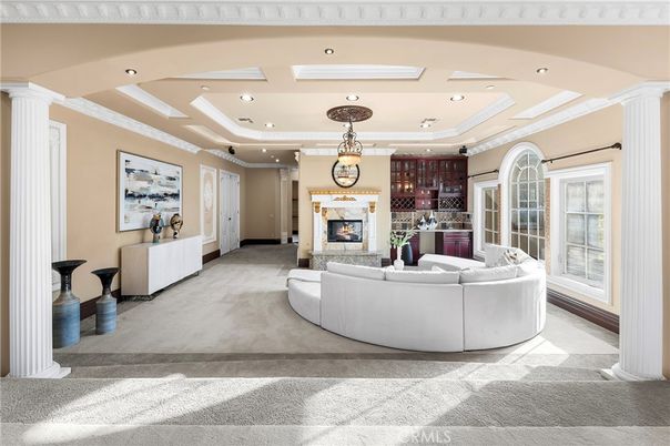 Fireplace, Interior, Living room, Pendant Lights, Recessed Lighting