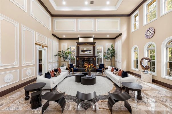 Fireplace, Interior, Living room, Recessed Lighting