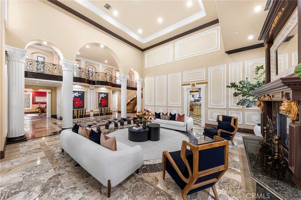 Fireplace, Interior, Living room, Recessed Lighting