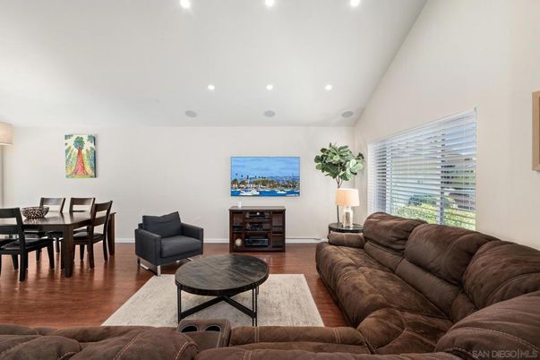 Dining room, Interior, Living room, Recessed Lighting, Wood Texture Flooring