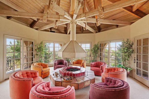 Interior, Living room, Wooden Beams, Wooden Ceilings