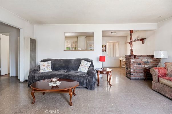 Interior, Living room, Pendant Lights