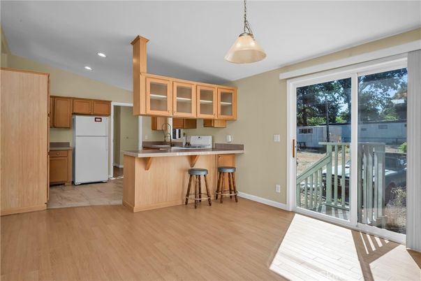 Interior, Kitchen, Pendant Lights, Recessed Lighting, Wood Texture Flooring