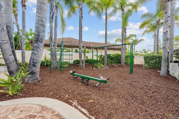Backyard, Exterior, Playground