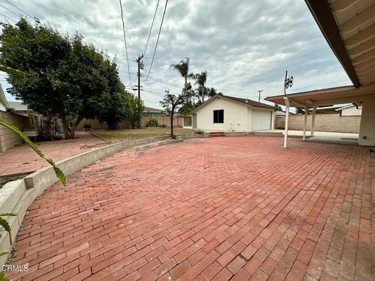 Detached Garage, Exterior