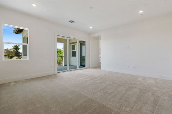 Empty room, Interior, Recessed Lighting