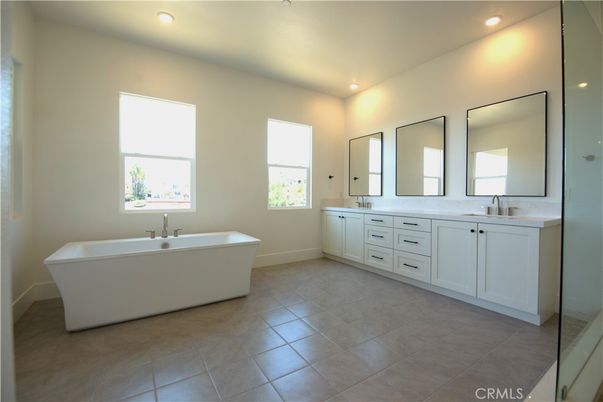 Bathroom, Dual Sink Vanities, Free Standing Baths, Interior, Recessed Lighting