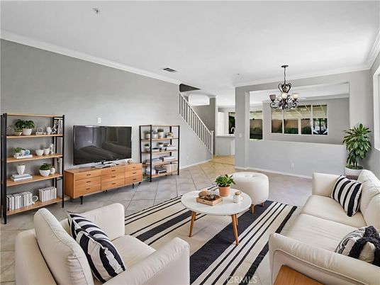 Chandelier, Interior, Living room