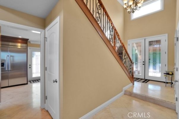 Chandelier, Interior, Recessed Lighting