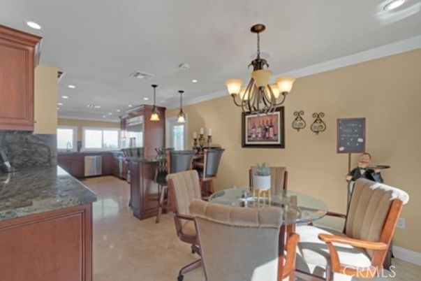 Chandelier, Dining room, Interior, Pendant Lights, Recessed Lighting