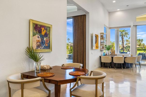 Dining room, Interior, Recessed Lighting