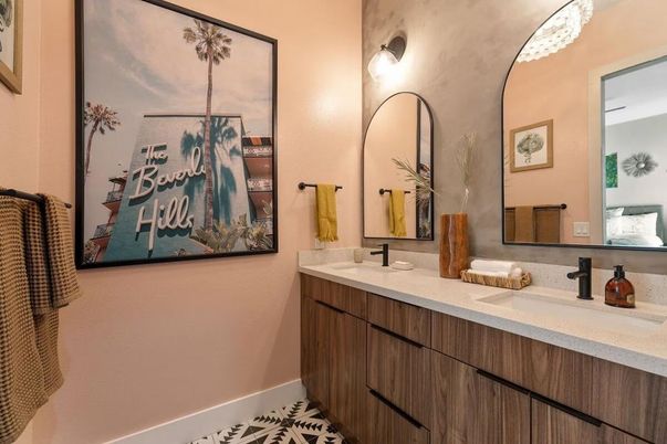 Bathroom, Dual Sink Vanities, Interior