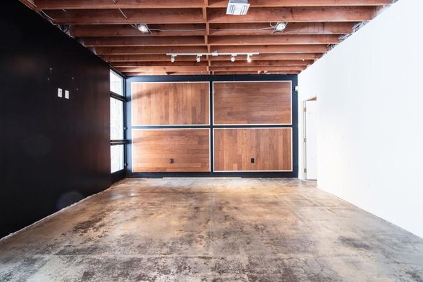 Empty room, Interior, Wooden Beams