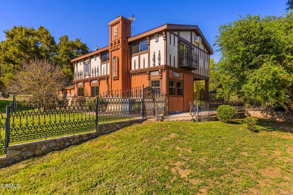 Backyard, Exterior, Facade, Brick Facade, Tudor Revival