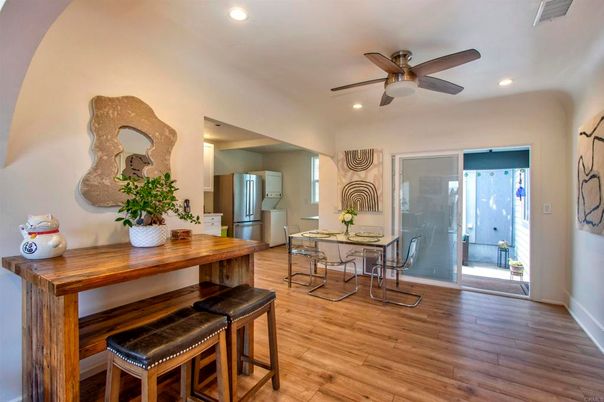 Dining room, Interior, Kitchen, Recessed Lighting, Wood Texture Flooring
