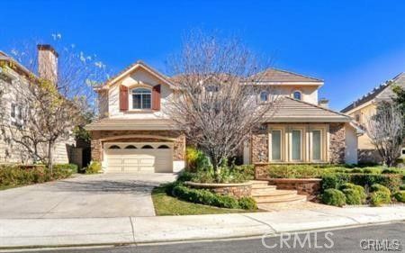 Attached, Exterior, Facade, Mediterranean
