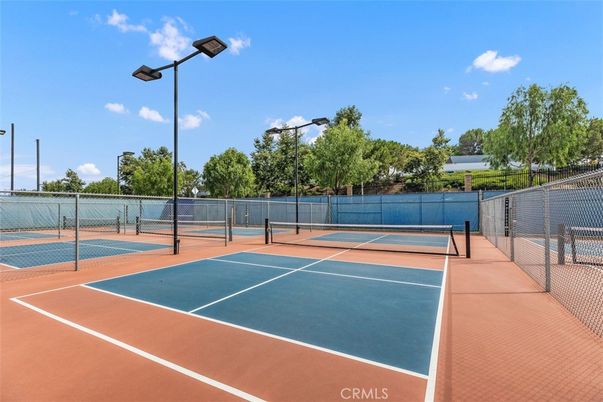 Exterior, Tennis Courts