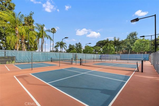Exterior, Tennis Courts