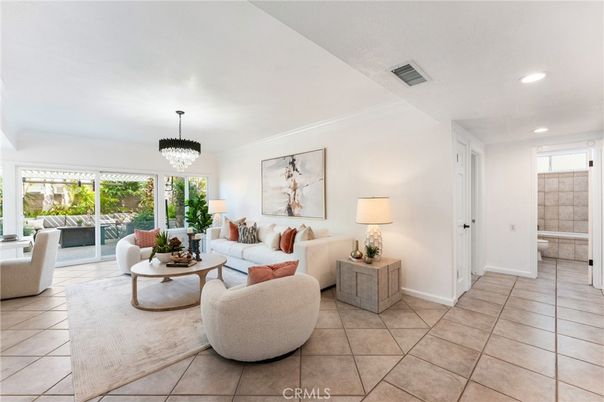 Chandelier, Interior, Living room, Recessed Lighting