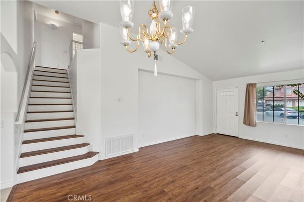 Chandelier, Empty room, Interior, Wood Texture Flooring