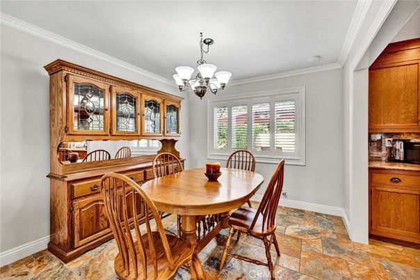 Chandelier, Dining room, Interior