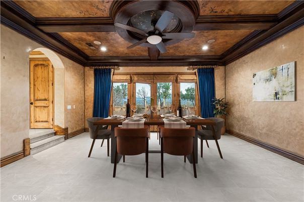 Dining room, Interior, Recessed Lighting