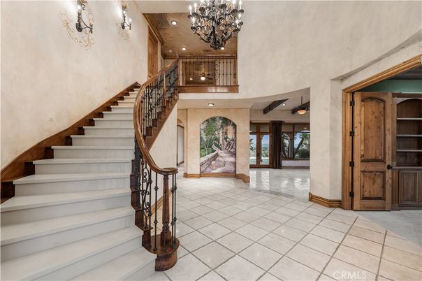 Chandelier, Interior, Recessed Lighting
