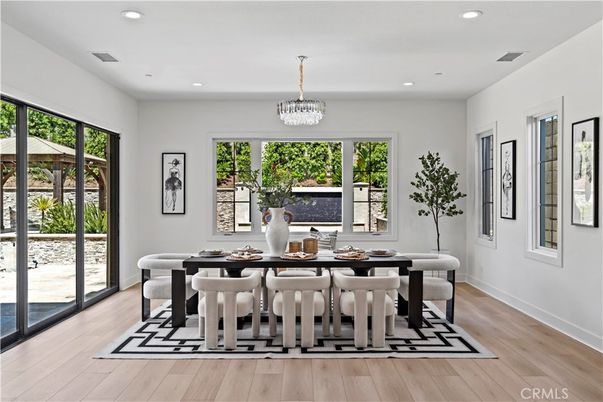 Chandelier, Dining room, Interior, Recessed Lighting, Wood Texture Flooring