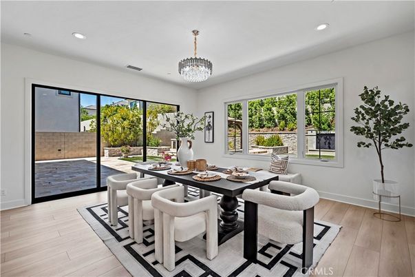 Chandelier, Dining room, Interior, Recessed Lighting, Wood Texture Flooring