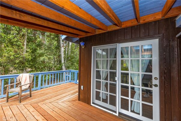 Exterior, Wood Texture Flooring