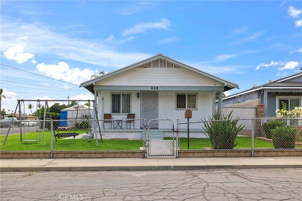 Exterior, Facade, American Craftsman