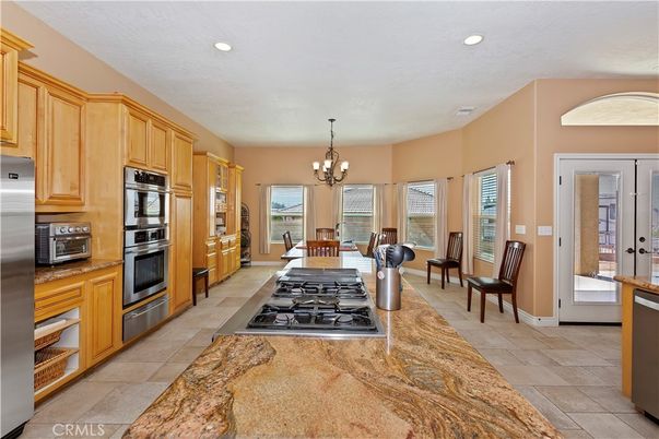 Chandelier, Dining room, Interior, Kitchen, Recessed Lighting, Stainless Steel Appliances
